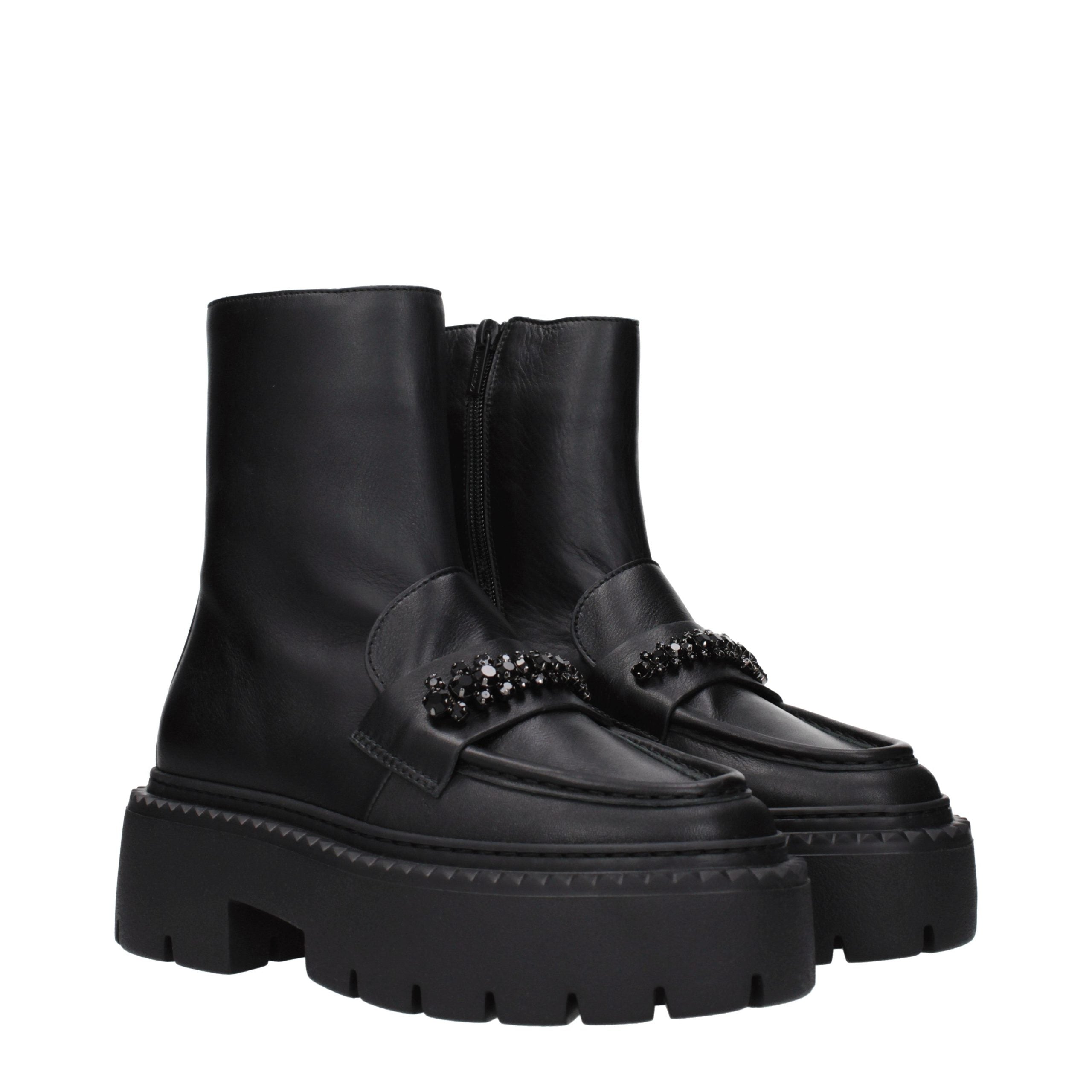 Bryer Flat Black Leather Ankle Boots