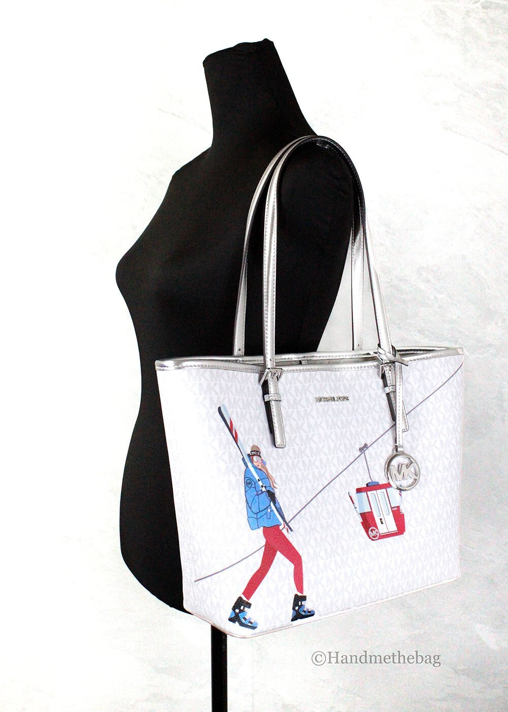 Medium Jet Set Travel Signature Carryall Tote