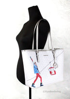 Medium Jet Set Travel Signature Carryall Tote