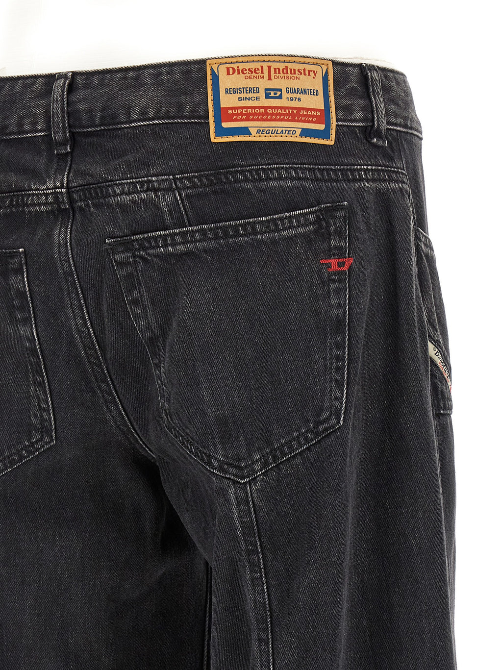 Black Cotton-Lyocell Wide Leg D-Akii Jeans