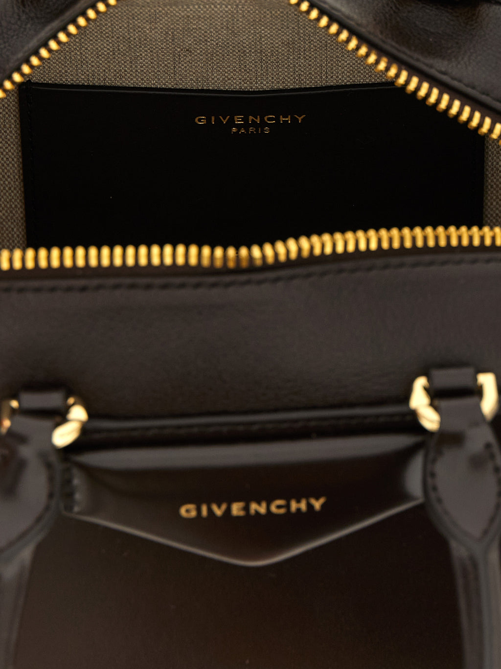 Calfskin Antigona East-West Handbag