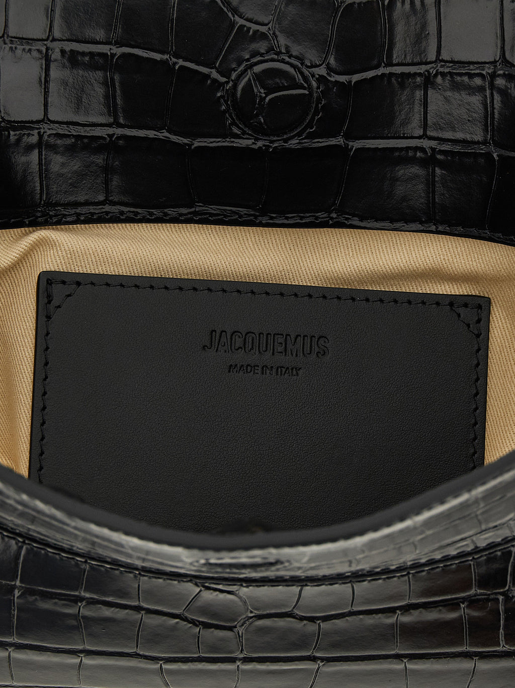 Calfskin La Pochette Ovalo Shoulder Bag