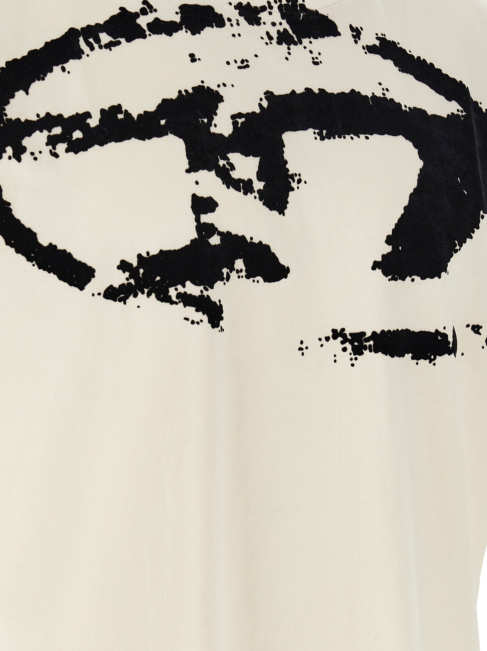 Distressed Cotton T-Shirt with Oval D Print