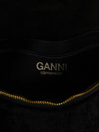 Lulu Velvet Wallet on Chain