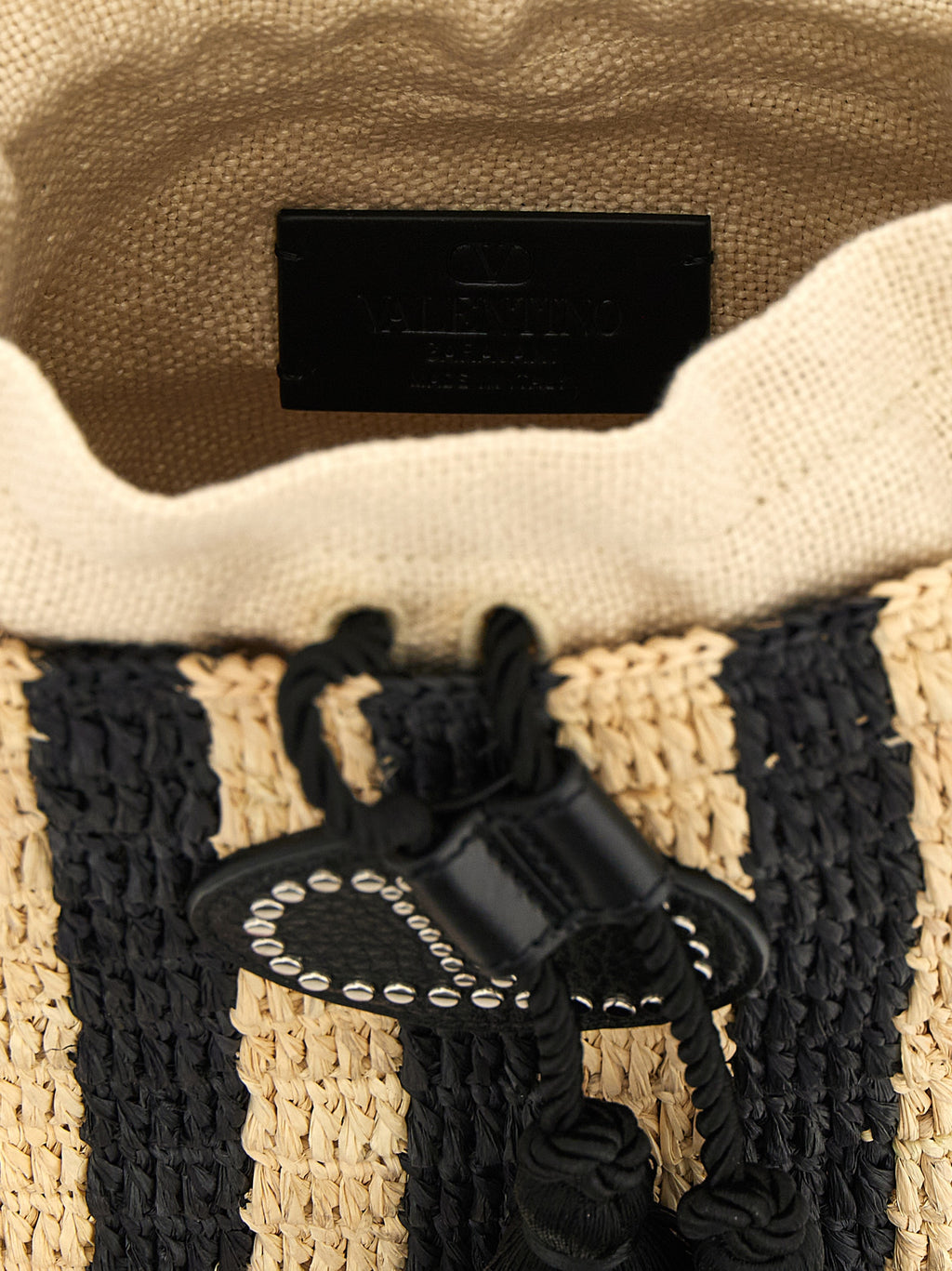 Small Raffia Bucket Shoulder Bag
