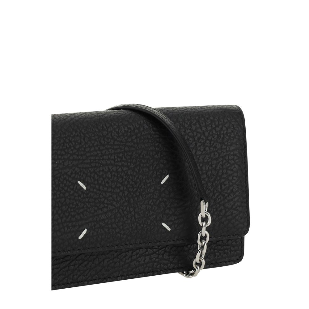 Compact Grained Leather Wallet
