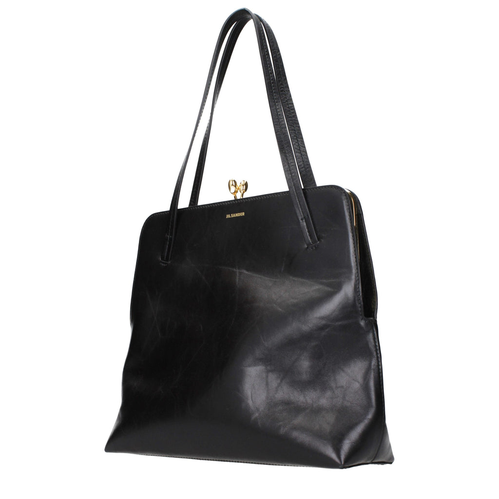 Sleek Black Leather Shoulder Bag