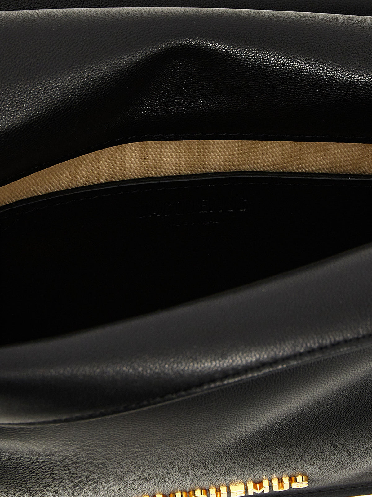 Lamb Leather La Petite Pochette Rond Carré Clutch